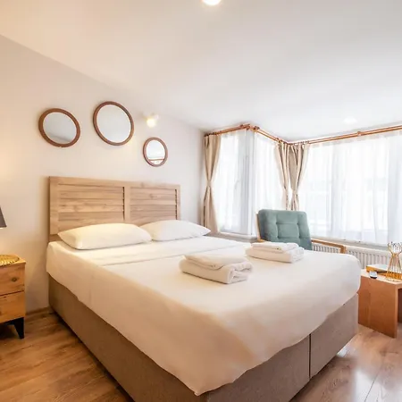 Hotel La Perla 3*