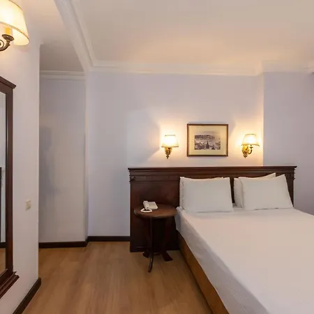 Pera Rose Hotel 4*