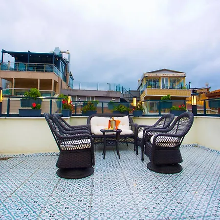 La Vida Old Hotel