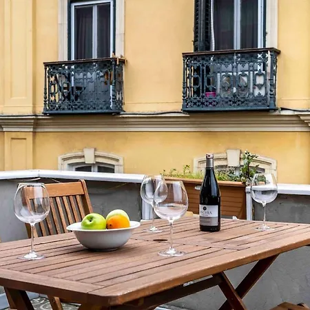Apartment Terrace With Tower View *