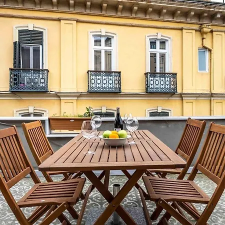 Terrace With Tower View * Istanbul
