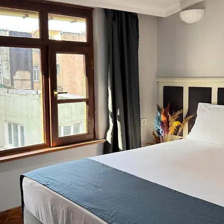 Apartment Perahomes View Wooden Flat *