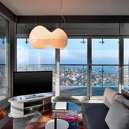 Le Meridien Etiler 5*