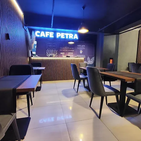 Petra Tuzla Hotel 4*