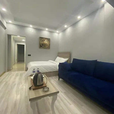 Elit Royal Hotel *