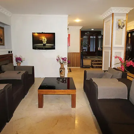 Lyon 3* Istanbul