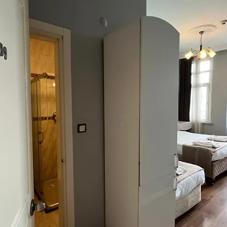 Hotel Tulip House
