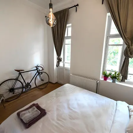 House Of Soul & Triplex With A Winter Garden Hébergement de vacances *