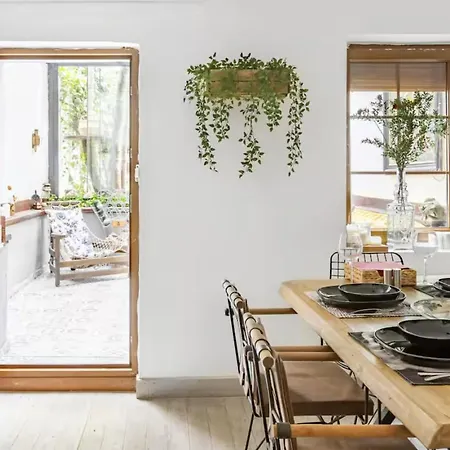 Hébergement de vacances House Of Soul & Triplex With A Winter Garden *