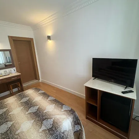 Hotel Hanedan 3*