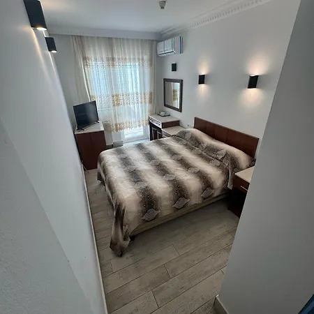 Hanedan Hotel