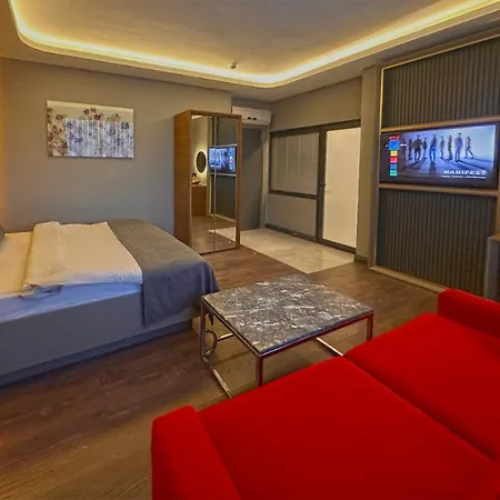216 Eagle Palace Hotel