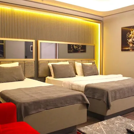 216 Eagle Palace Hotel 3*