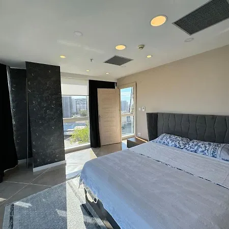 Luxurious And Comfortable Pool & Gym Apartamento
