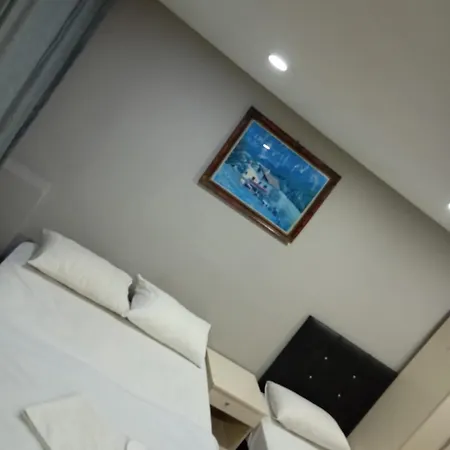 Hotel Nisanca *