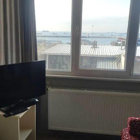 Nisanca Hotel *
