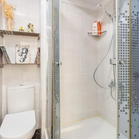 Apartament Practical And Cozy Flat Near Taksim Istikal