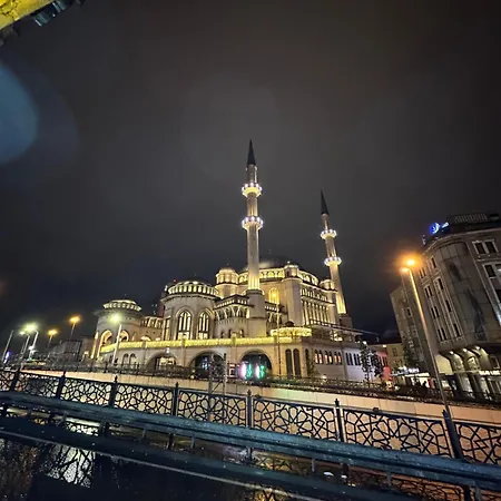 The Square 30 Hotel Istanbul