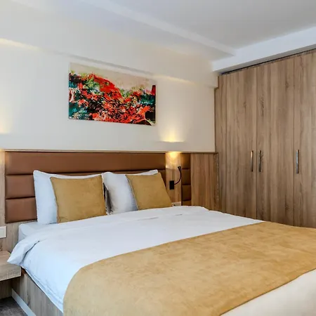 Hotel Roys & Istanbul