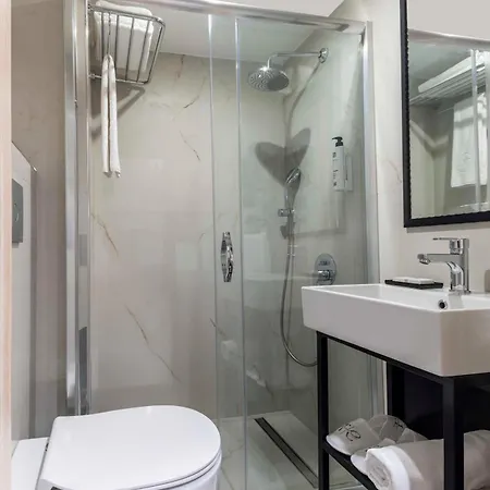 Hotel The Capri Osmanbey