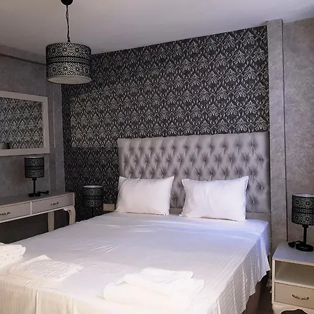 Serife Hanim Konagi Hotel