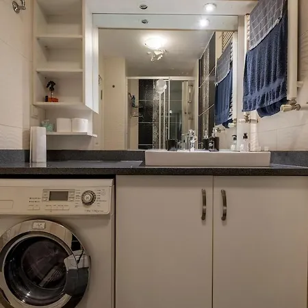 Appartement 1-br With Sea View Near Galataport Istambul