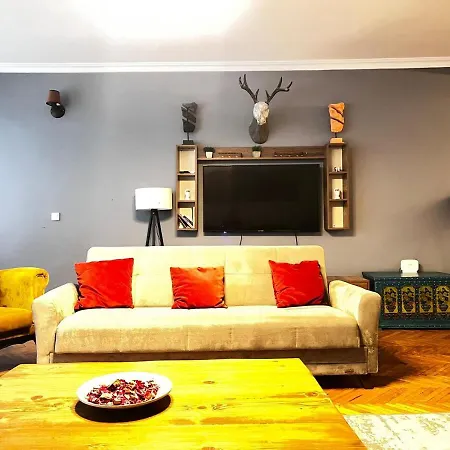 Two Flats With 6br, 4ba * Istambul