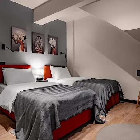 Apartamento Spacious And Stylish 3br W Private Garden