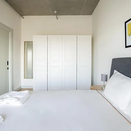 شقة Gorgeous Modern 1bd Views W Poolgym! #255 *