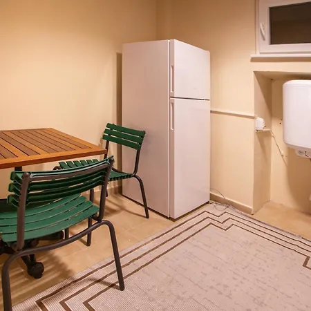 Taksim Square House Apartament