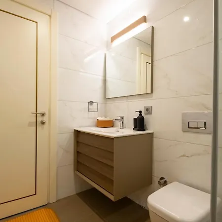 Spacious Duplex With 3 Bedrooms And 2 Bathrooms * Istambul