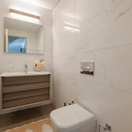 Spacious Duplex With 3 Bedrooms And 2 Bathrooms * Istambul
