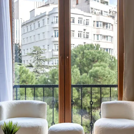 Urban Quarters - Guemuessuyu * Estambul