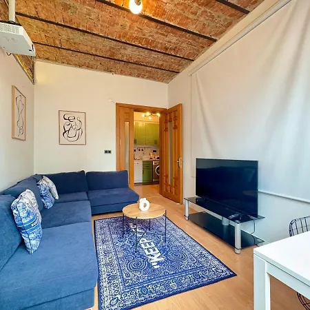 Appartement High Ceiling Cozy With 3 Bedroom Beyoglu Istambul