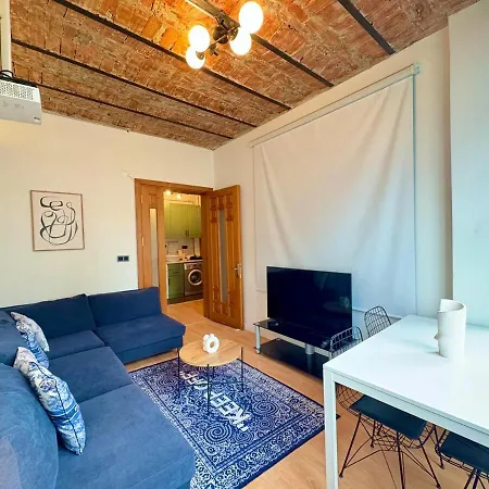 Appartement High Ceiling Cozy With 3 Bedroom Beyoglu