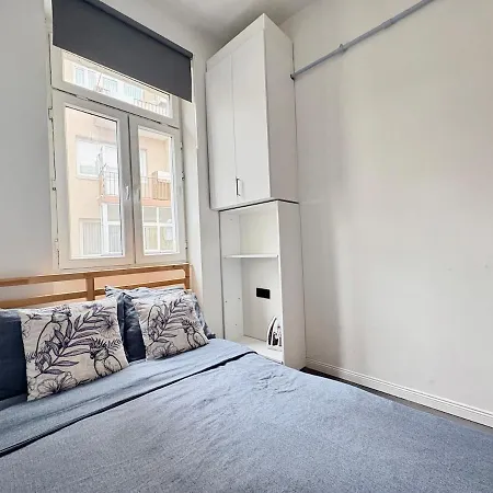High Ceiling Cozy With 3 Bedroom Beyoglu Appartement