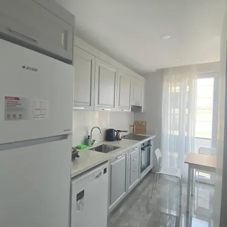 Suadiye Bostanci Luxury 2 Bedroom With Pool Daire