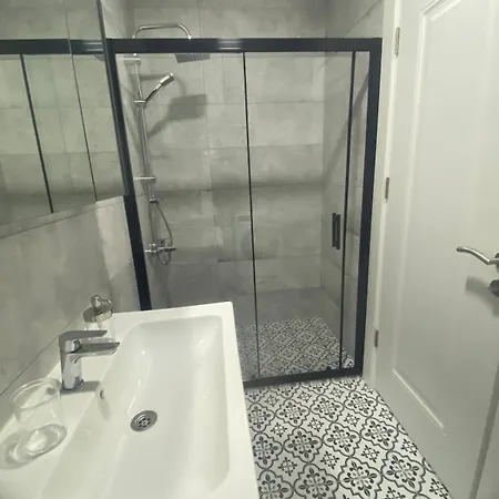 Suadiye Bostanci Luxury 2 Bedroom With Pool