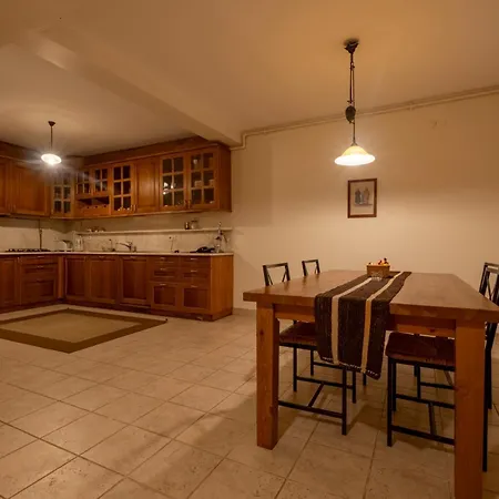 Spacious Single Detached House With Terrace - Near To Hagia Sophia * Istambul