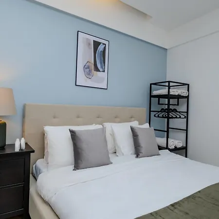 Bosphorus View Gem - 3 Large Bedrooms - 2 Baths & Balcony In Prime Location * Стамбул