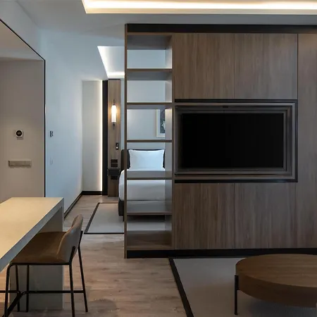 Altunizade Istanbul, Curio Collection By Hilton 4* Istanbul