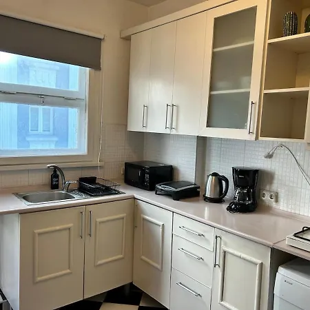 Elegant And Cozy 2br With Balcony Near Taksim * Istambul