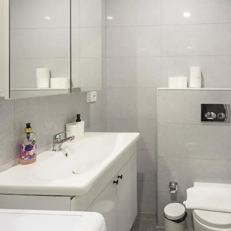 Апартаменты And Refreshing Flat In Beyoglu