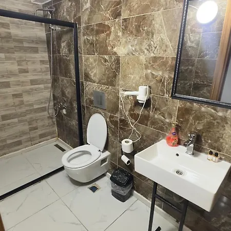 Apartamento Lara Gaziosmanpasa Guenluek Kiralik *