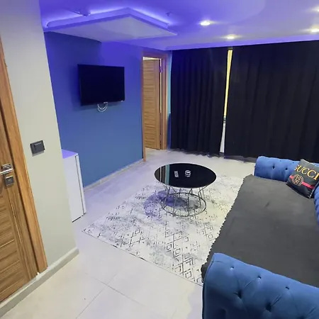 Lara Gaziosmanpasa Guenluek Kiralik Apartamento Estambul