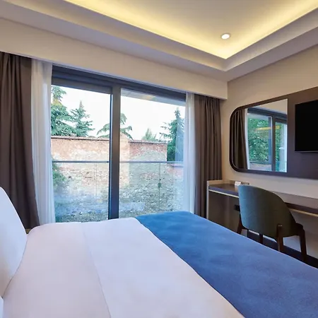Ciragan Bosphorus Стамбул