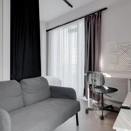 Earthquake-resistant New Constructed In Kadikoy Istanbul