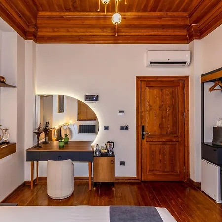 Lemira Hotel Pera & Spa Luxery Estambul