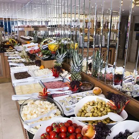 Hotel Grand Asiyan
