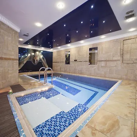 Grand Asiyan Hotel
